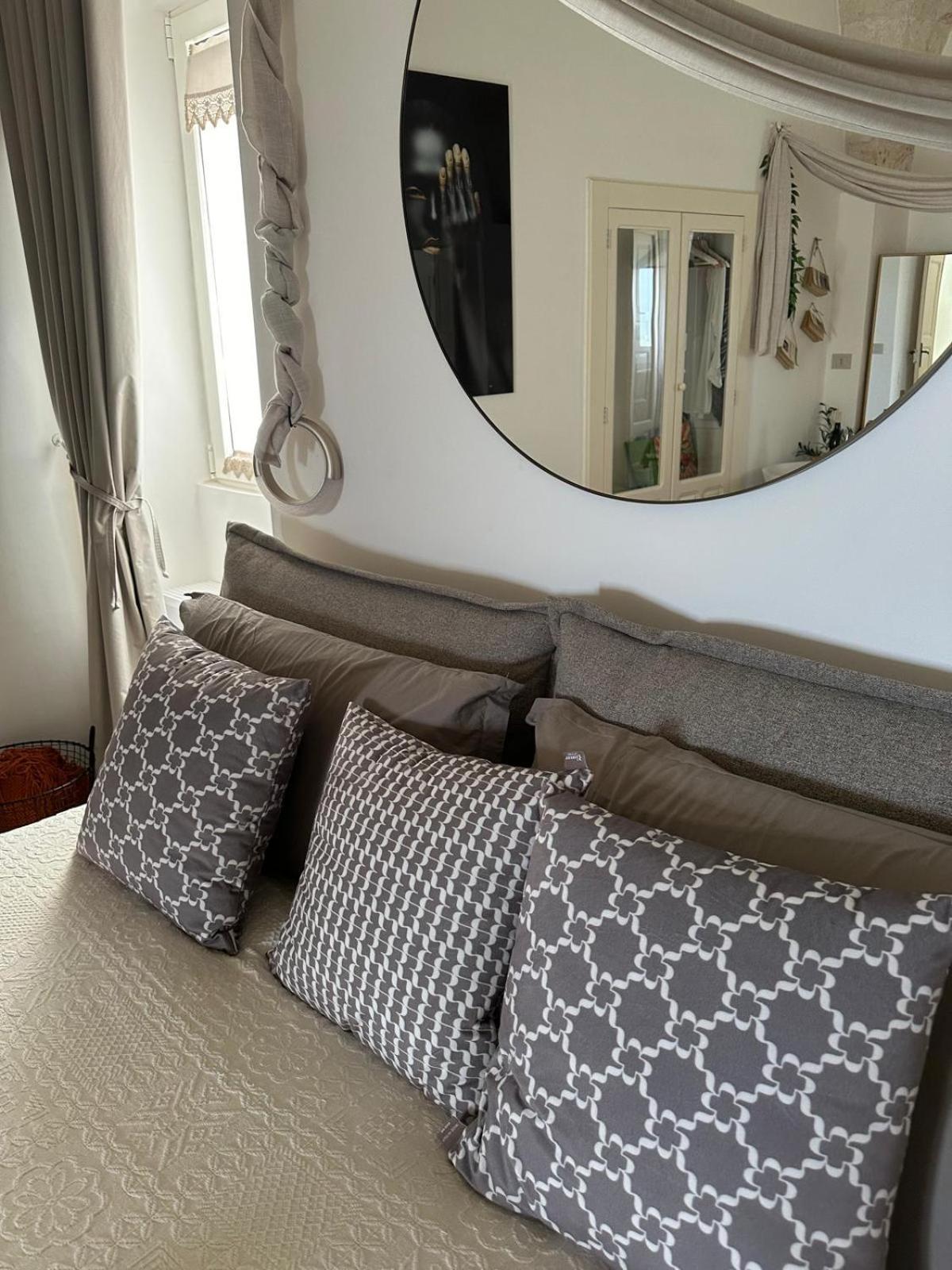 Suite Sami Charming Home Ostuni Exterior photo